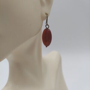 Avon Red/Brown Oval Dangle Earrings Vintage 1"